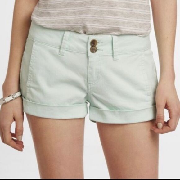 ✨ Express Mint Green Shorts✨ - Picture 1 of 4